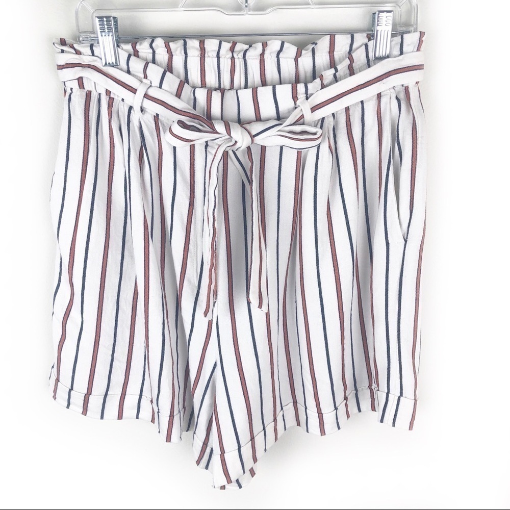 H&M- Ruffle Waist linen blend high-waisted shorts